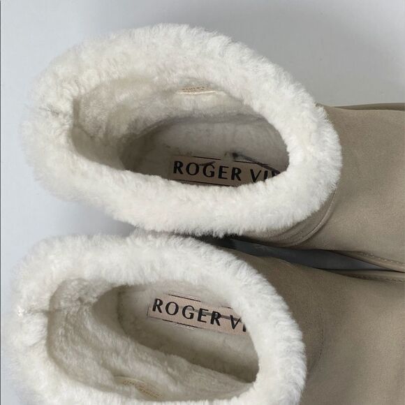Roger Vivier Winter Viv' Strass suede and shearling ankle boots size 39 - Picture 13 of 15